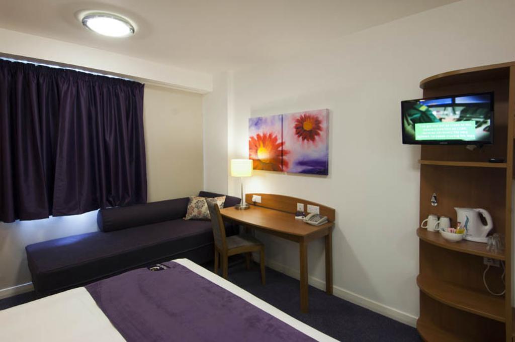Holiday Inn Newcastle City Newcastle upon Tyne Exterior photo