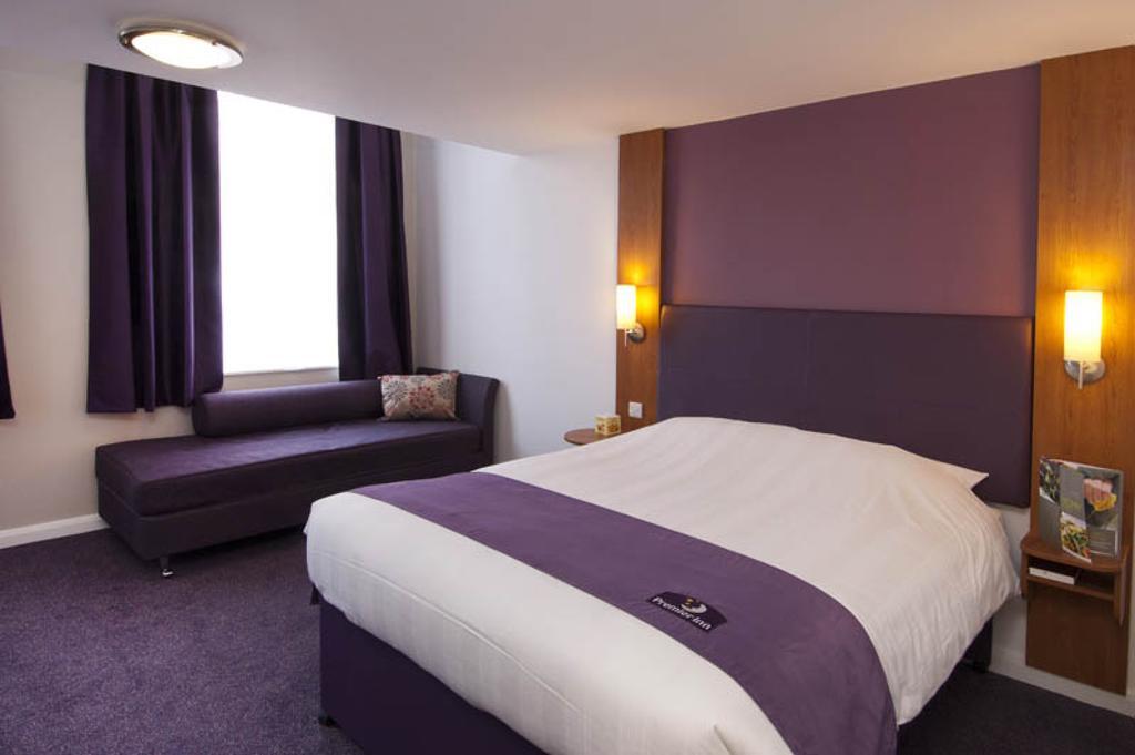 Holiday Inn Newcastle City Newcastle upon Tyne Exterior photo